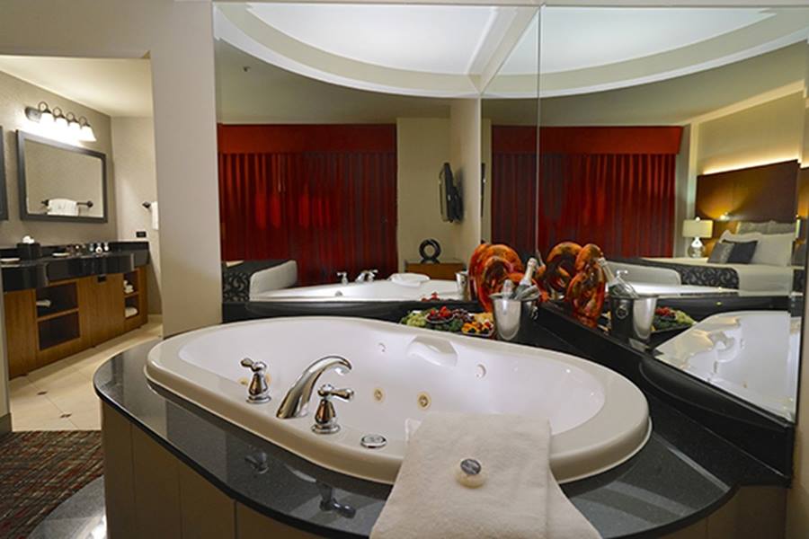 Hotel With Jacuzzi In Room Tulsa