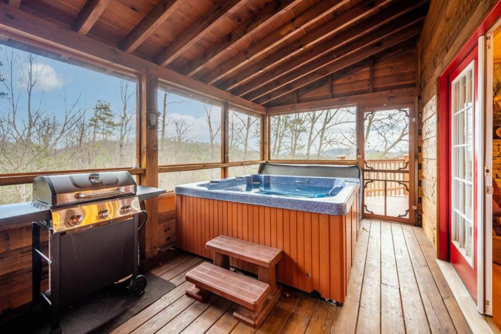 Romantic Cabins In Tennessee With Hot Tubs