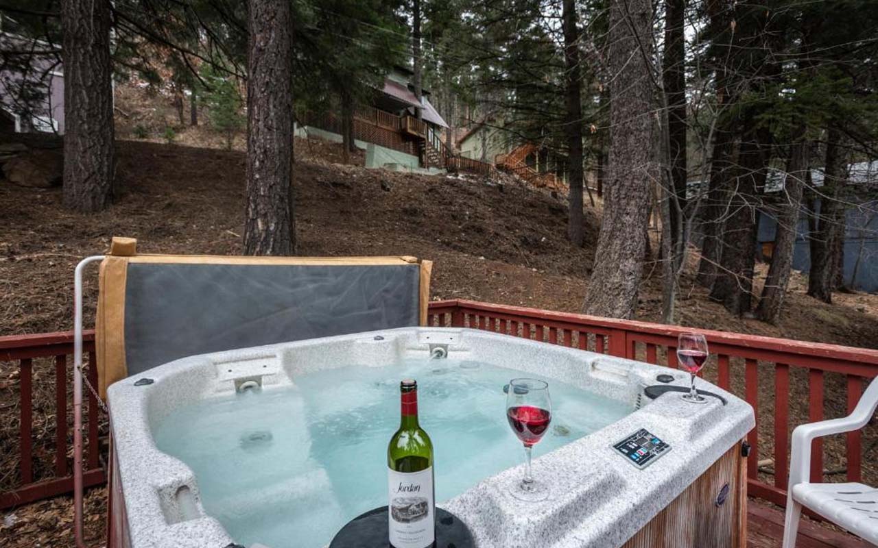 Hot Tub Cabin