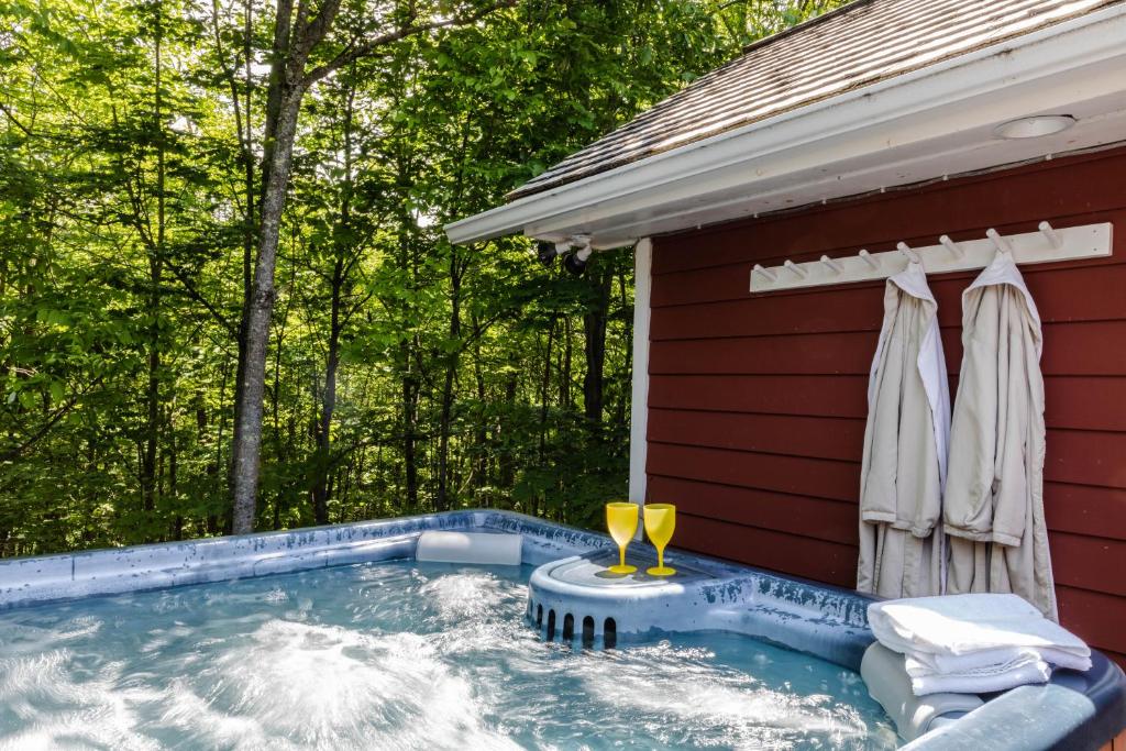 Maine Hotels With Jacuzzi In Room